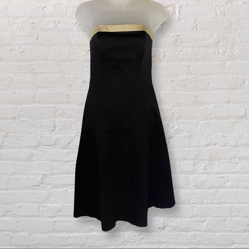 White House Black Market Strapless dress - Size 4